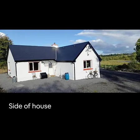 度假居 Lough Lea House, Bunnamuca